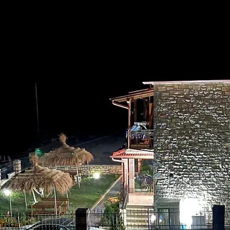 Farm stay Miri Farm *